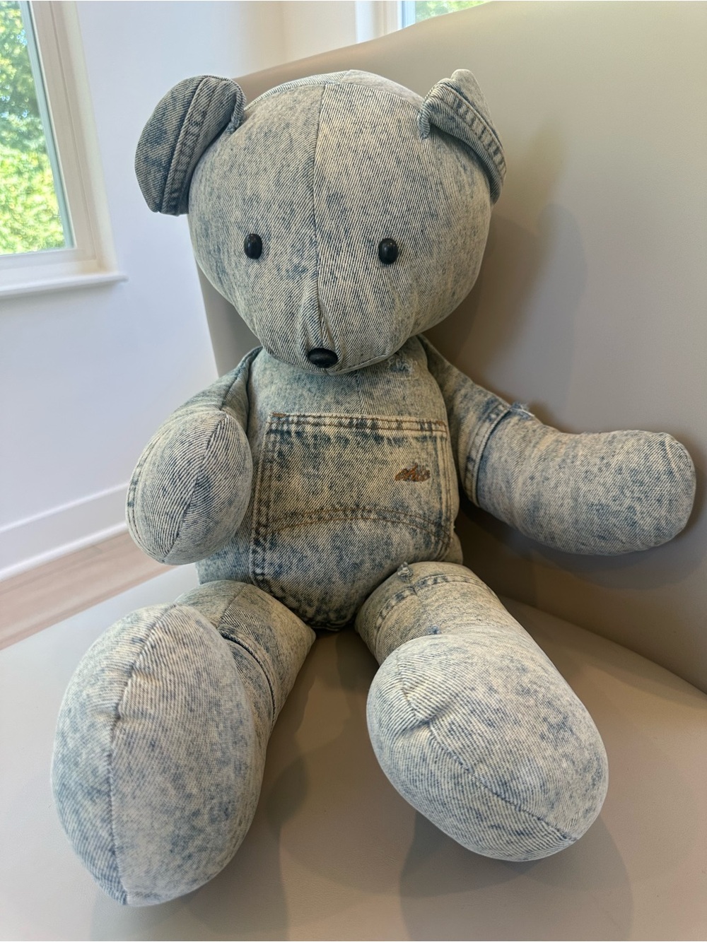Chic Jeans Vintage Handmade Light Wash Denim Distressed Teddy Bear